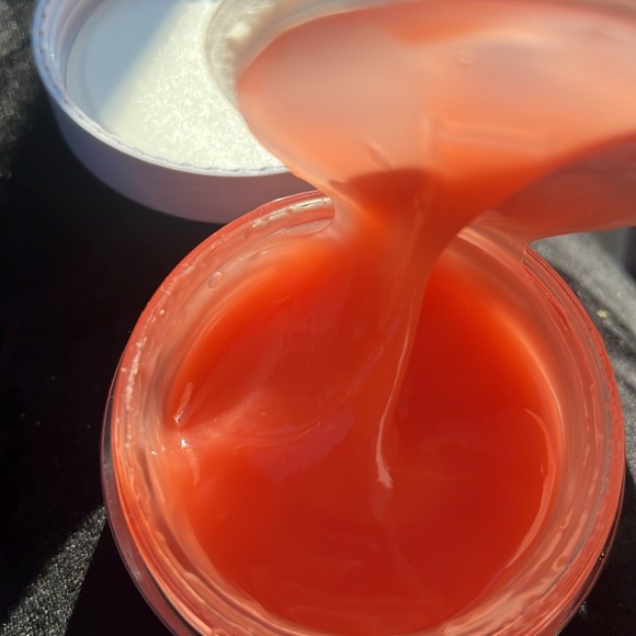 FENTY Skin - Picture 4 of 4